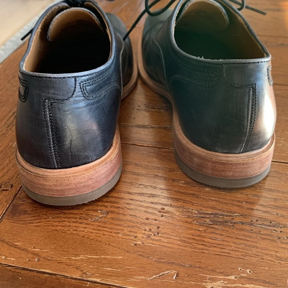 Johnston & Murphy classic wingtip